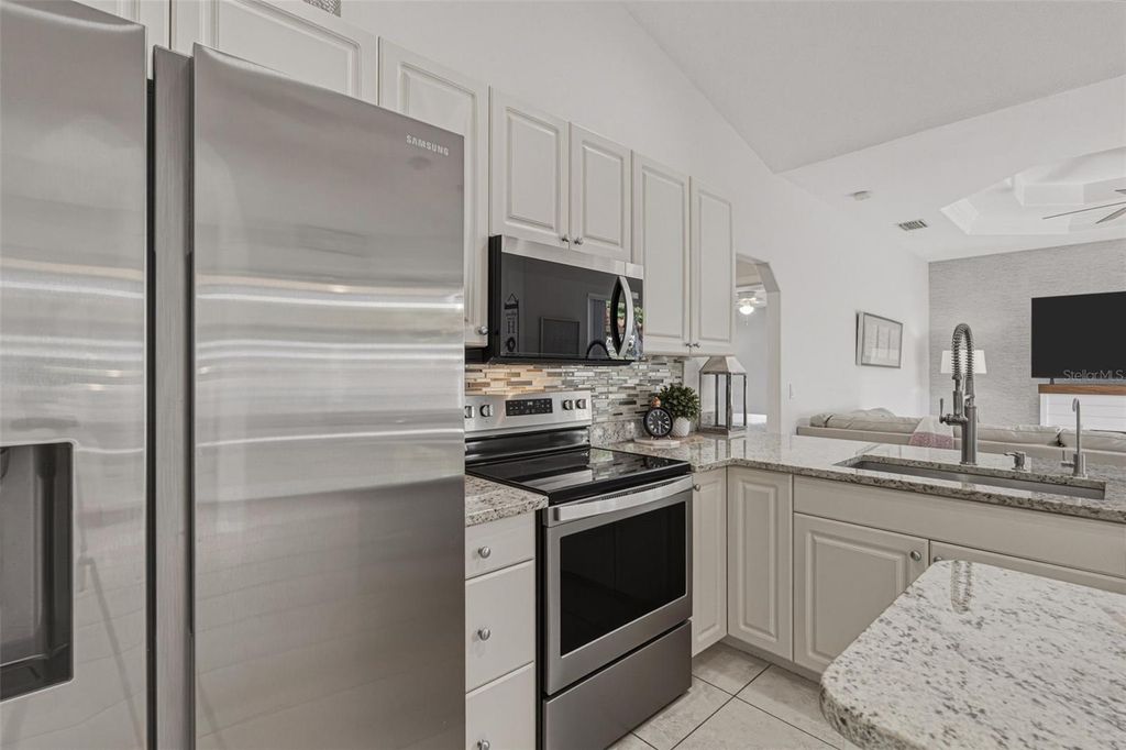 Image 30 of property listing at 3131 HERCULES ROAD, Venice, FL 34293