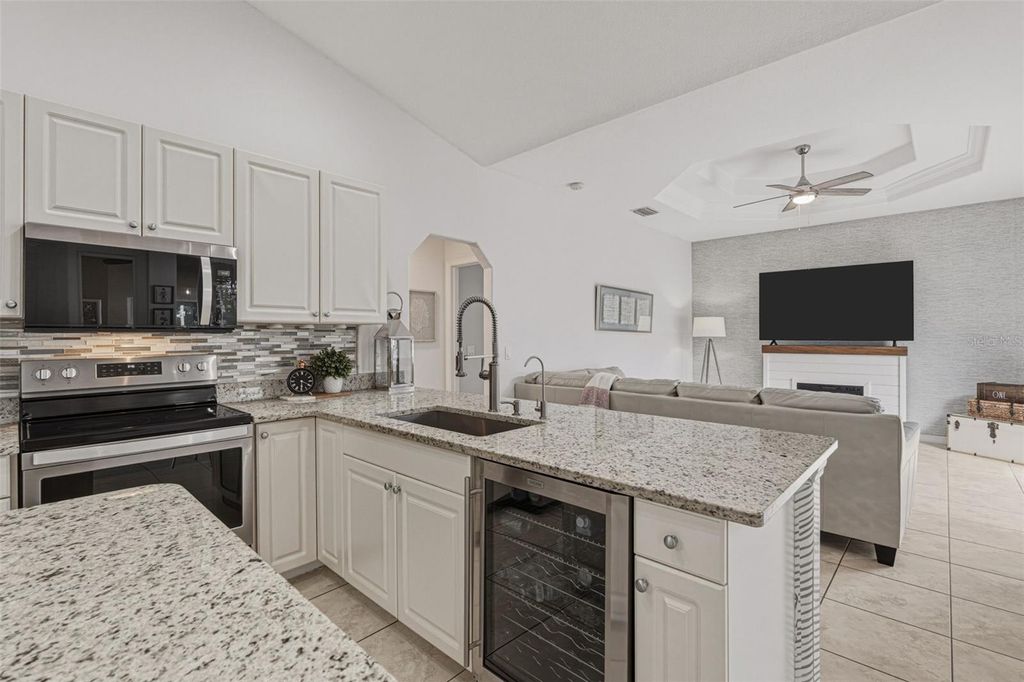 Image 31 of property listing at 3131 HERCULES ROAD, Venice, FL 34293