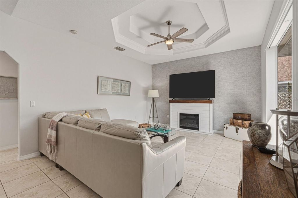 Image 33 of property listing at 3131 HERCULES ROAD, Venice, FL 34293