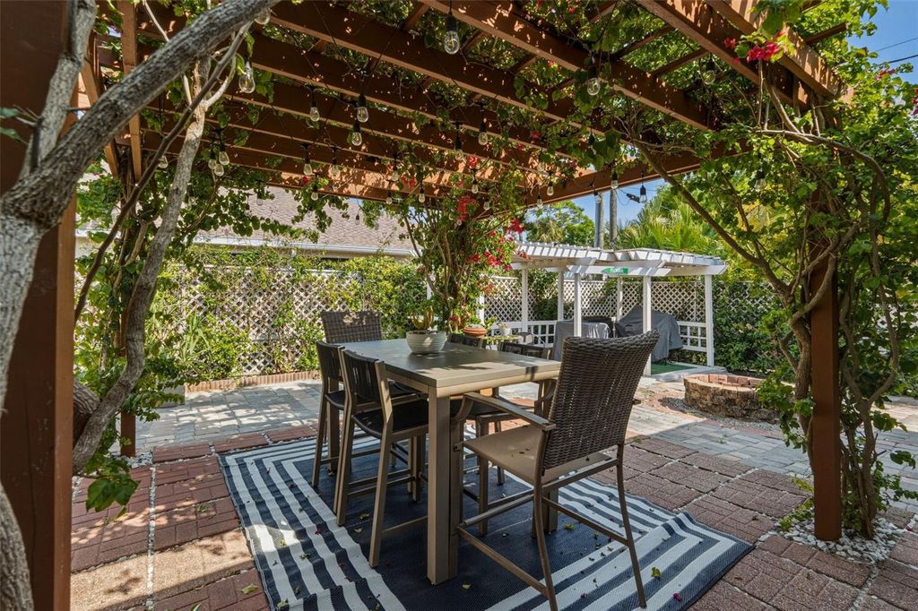 Image 48 of property listing at 3131 HERCULES ROAD, Venice, FL 34293