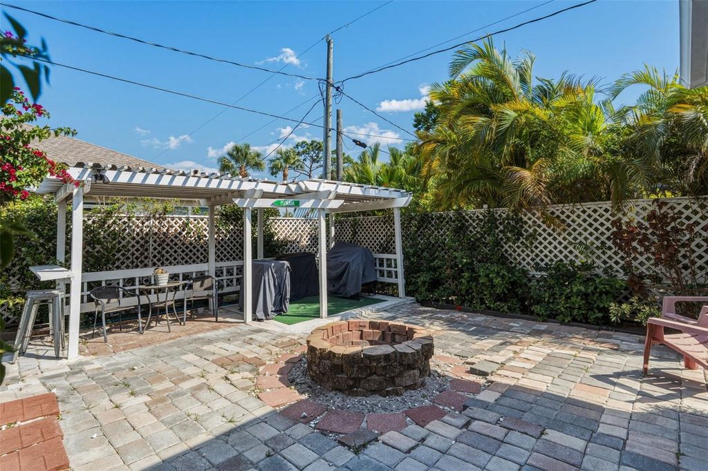 Image 49 of property listing at 3131 HERCULES ROAD, Venice, FL 34293