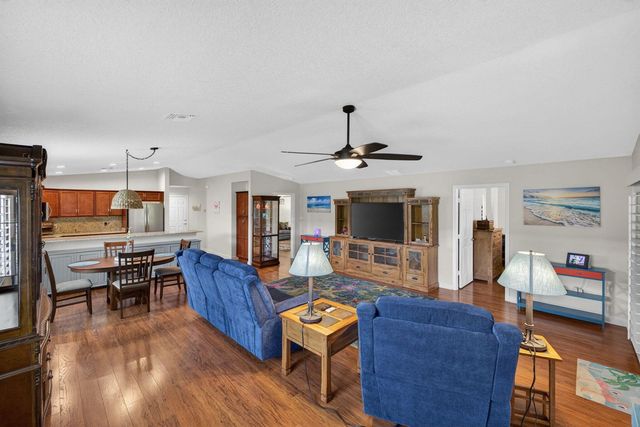 6456 Alemendra, Fort Pierce, FL 34951