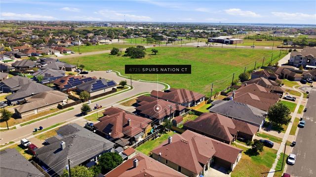 6725 Spurs Nation Dr, Corpus Christi, TX 78414