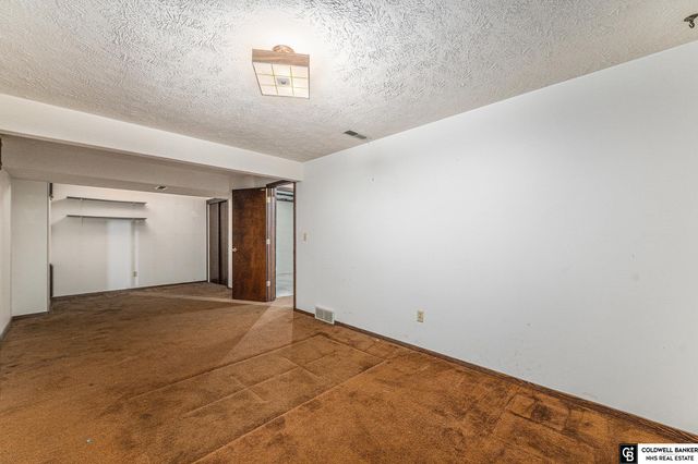 11719 Quail Drive, Bellevue, NE 68123