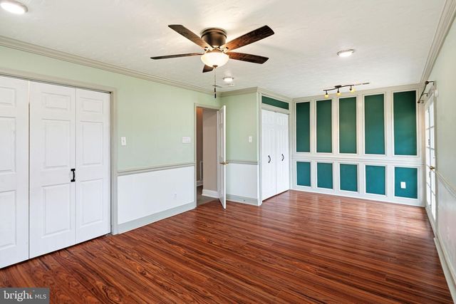 191 CRABTREE DR, Levittown, PA 19055