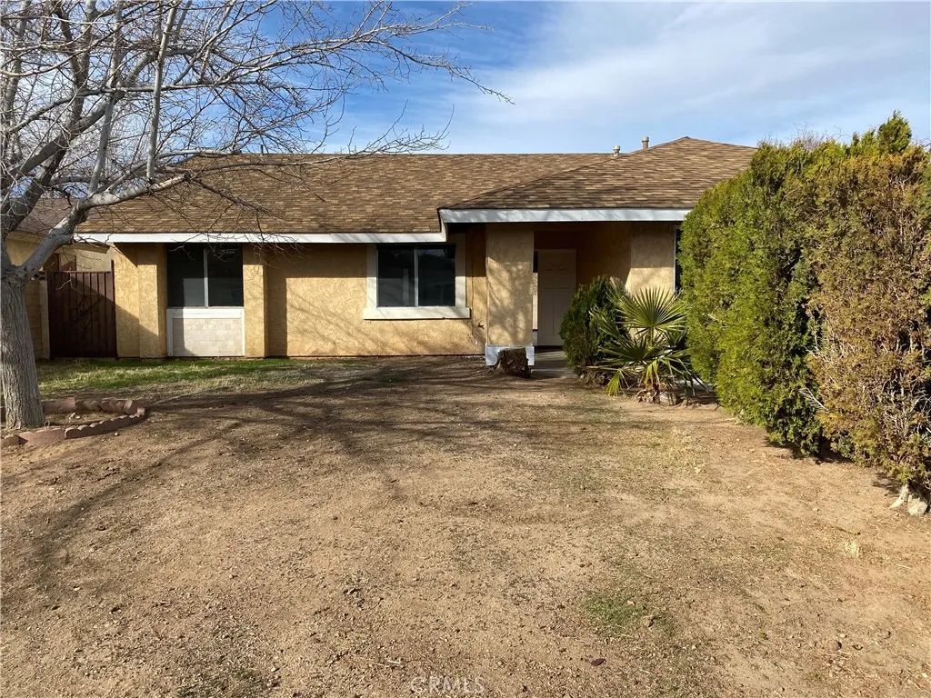 2823 E Avenue R13, Palmdale, CA 93550