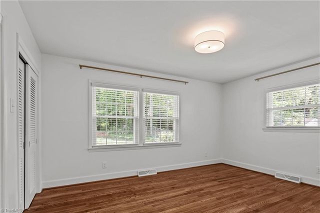 118 E Keeling Road, Greensboro, NC 27410