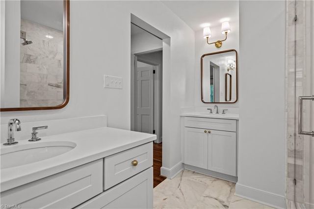 118 E Keeling Road, Greensboro, NC 27410