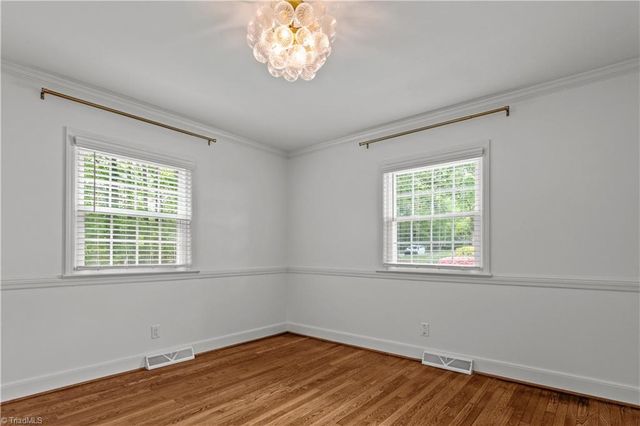 118 E Keeling Road, Greensboro, NC 27410
