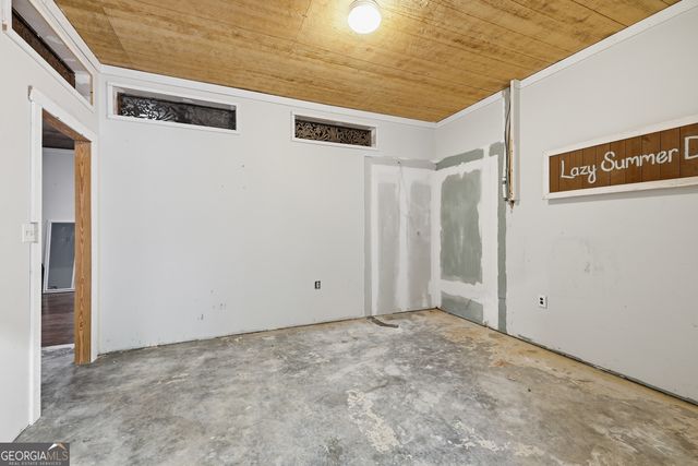 1042 Lakeland Drive, Toccoa, GA 30577