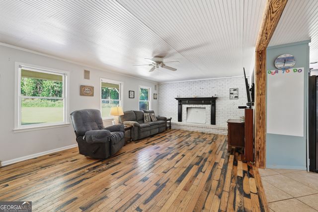 1042 Lakeland Drive, Toccoa, GA 30577