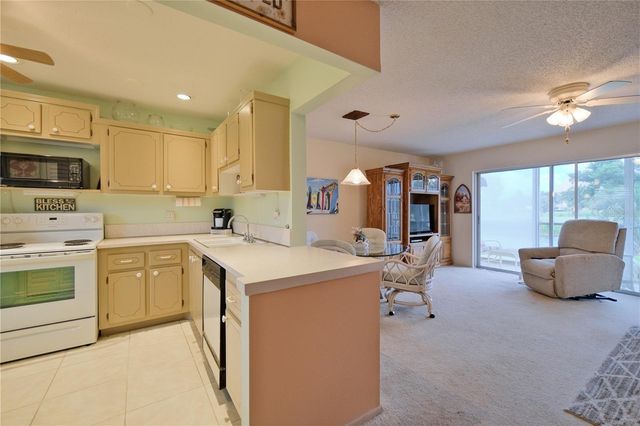 3860 IRONWOOD LANE 103G, Bradenton, FL 34209
