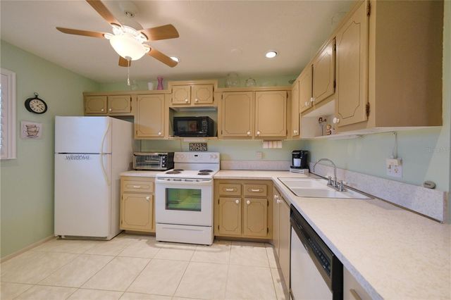 3860 IRONWOOD LANE 103G, Bradenton, FL 34209