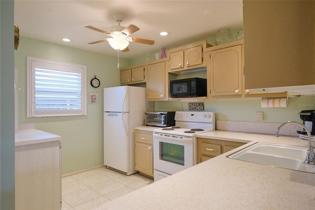 3860 IRONWOOD LANE 103G, Bradenton, FL 34209
