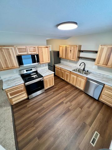 313 3rd Street, Bovey, MN 55709