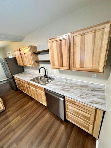 313 3rd Street, Bovey, MN 55709