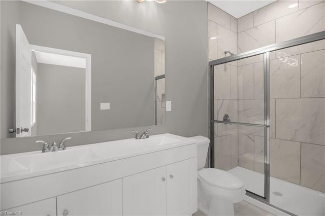 5242 Shattalon Drive, Winston-salem, NC 27106