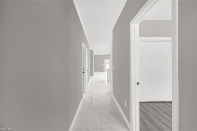 5242 Shattalon Drive, Winston-salem, NC 27106