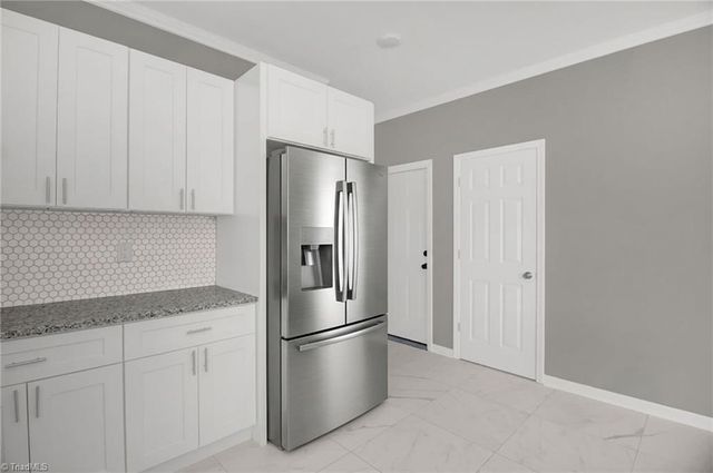 5242 Shattalon Drive, Winston-salem, NC 27106