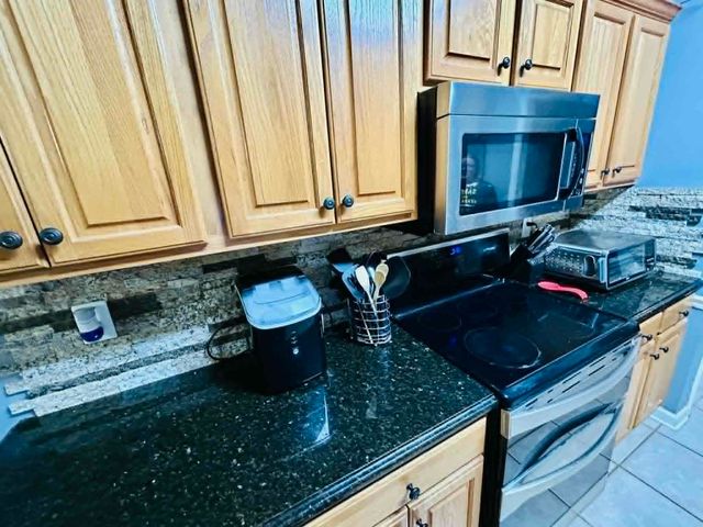 4702 MOLSONWOOD DR, Bartlett, TN 38135