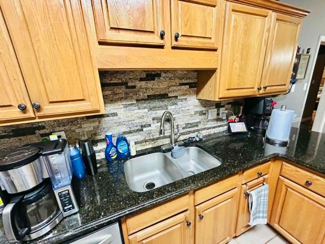 4702 MOLSONWOOD DR, Bartlett, TN 38135