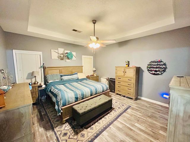 4702 MOLSONWOOD DR, Bartlett, TN 38135