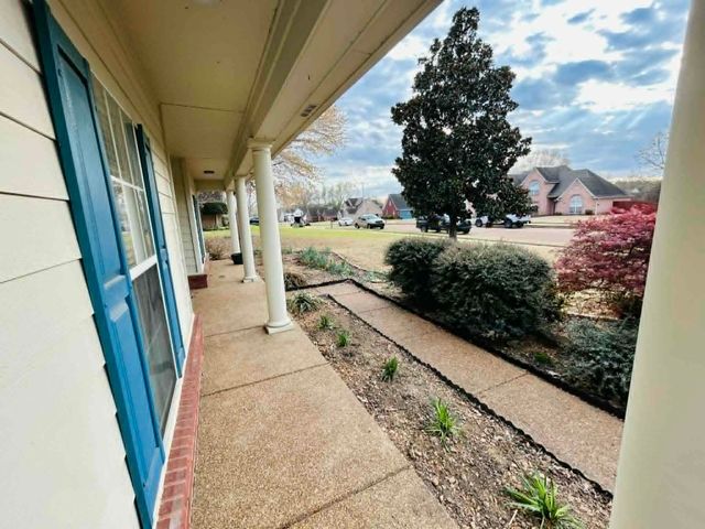 4702 MOLSONWOOD DR, Bartlett, TN 38135