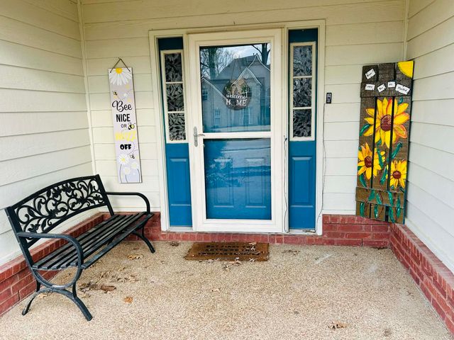 4702 MOLSONWOOD DR, Bartlett, TN 38135