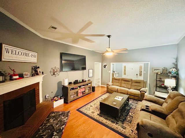 4702 MOLSONWOOD DR, Bartlett, TN 38135