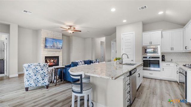 557 Tobacco Pass, New Braunfels, TX 78132