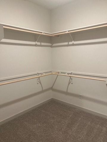 217 GREENS BAYOU TRL, Hutto, TX 78634