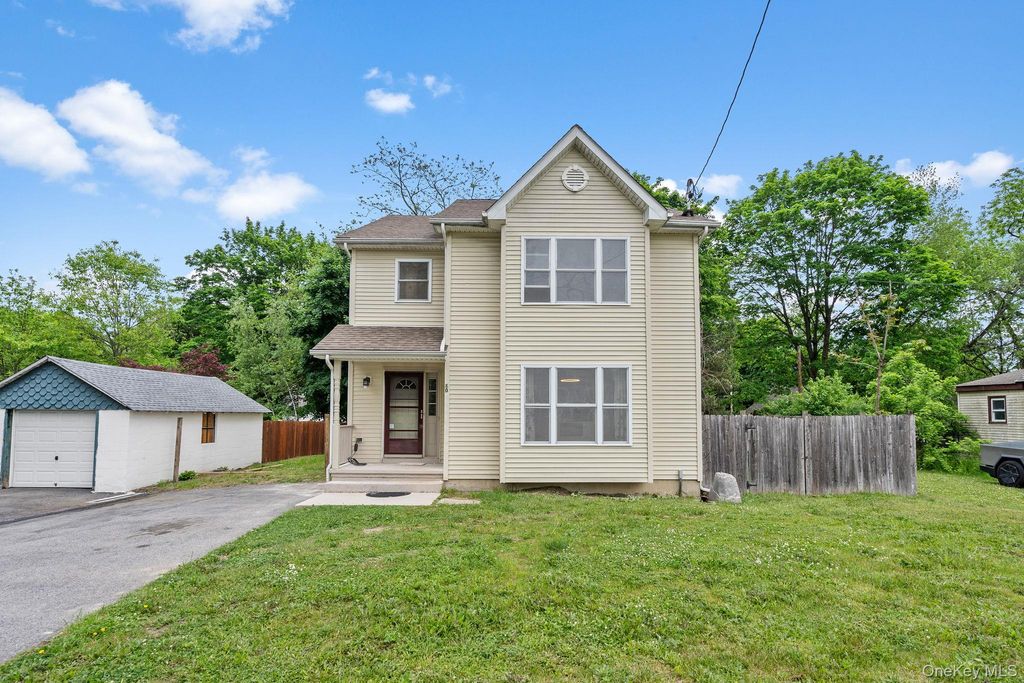 10 Taft Avenue, Newburgh, NY 12550