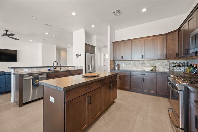 3259 Esmerelda Drive, Bullhead City, AZ 86429