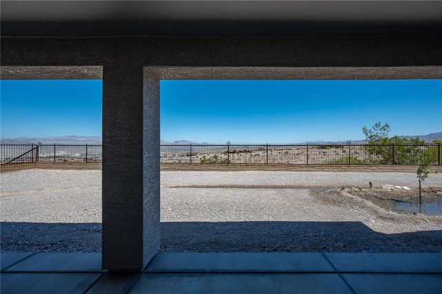 3259 Esmerelda Drive, Bullhead City, AZ 86429