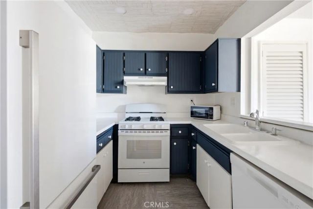 23609 Del Monte Drive 295, Valencia, CA 91355