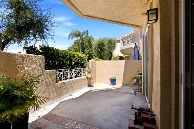 23609 Del Monte Drive 295, Valencia, CA 91355