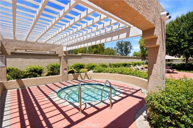 23609 Del Monte Drive 295, Valencia, CA 91355