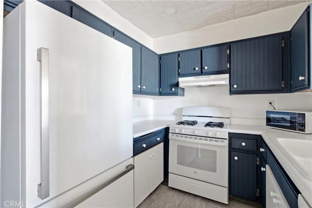 23609 Del Monte Drive 295, Valencia, CA 91355