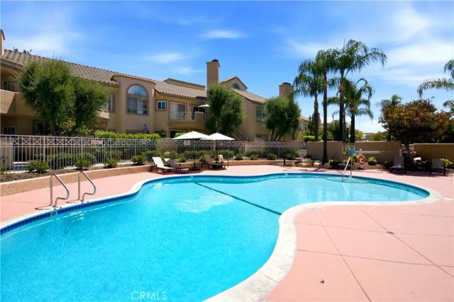 23609 Del Monte Drive 295, Valencia, CA 91355