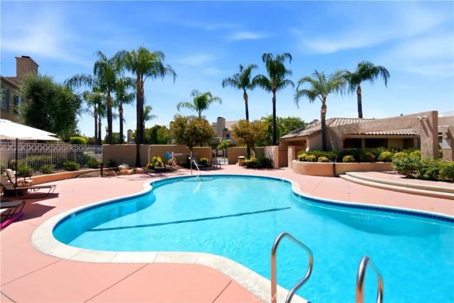 23609 Del Monte Drive 295, Valencia, CA 91355