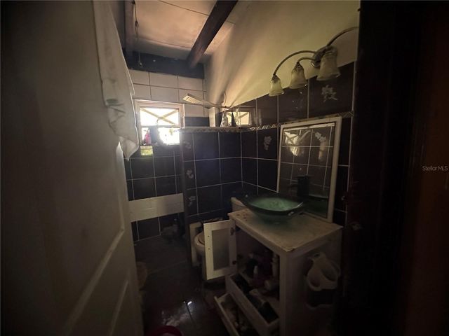 9315 E TREASURE ISLAND AVENUE, Leesburg, FL 34788