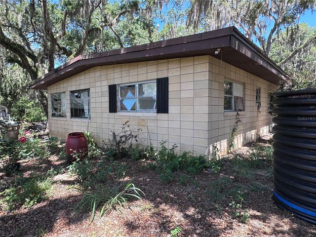 9315 E TREASURE ISLAND AVENUE, Leesburg, FL 34788