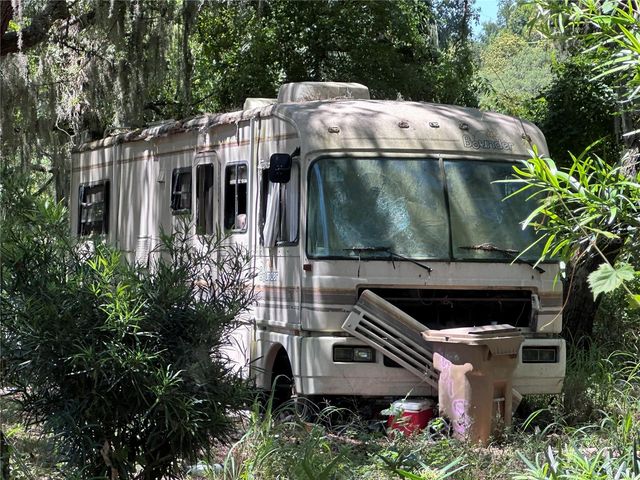 9315 E TREASURE ISLAND AVENUE, Leesburg, FL 34788