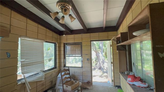 9315 E TREASURE ISLAND AVENUE, Leesburg, FL 34788