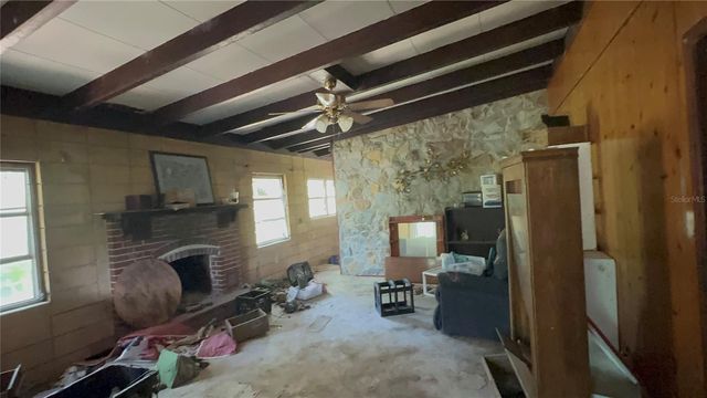 9315 E TREASURE ISLAND AVENUE, Leesburg, FL 34788