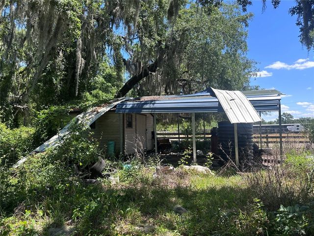 9315 E TREASURE ISLAND AVENUE, Leesburg, FL 34788