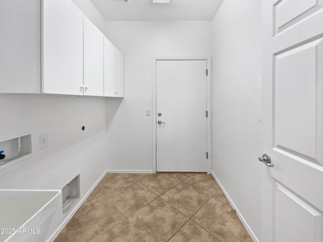 42643 W CONSTELLATION Drive, Maricopa, AZ 85138