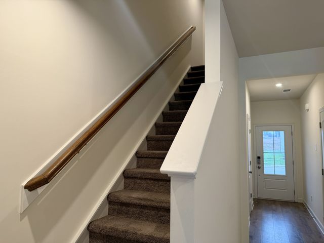 150 Fister Dr, Lebanon, TN 37090