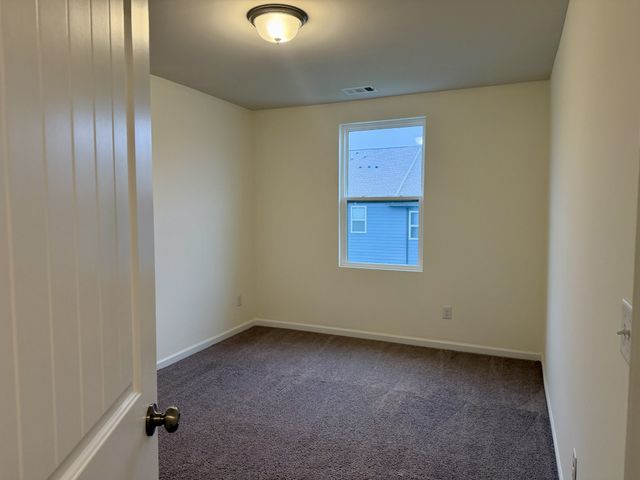 150 Fister Dr, Lebanon, TN 37090