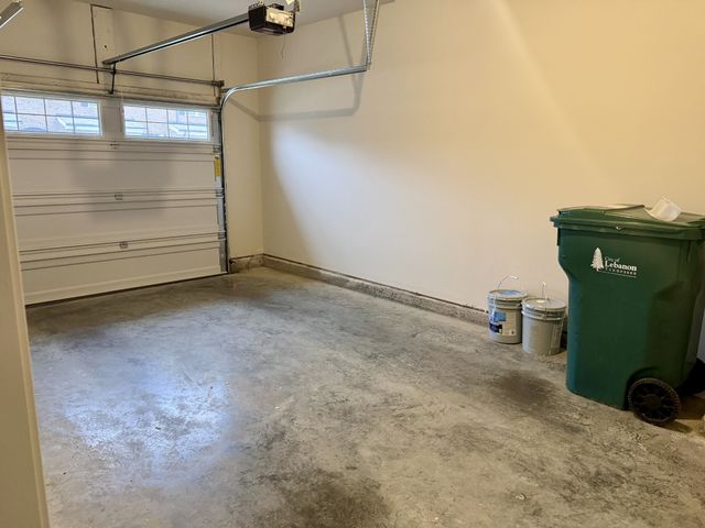 150 Fister Dr, Lebanon, TN 37090